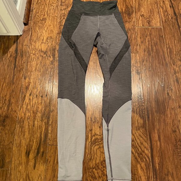 Lululemon Align Leggings - Picture 1 of 4